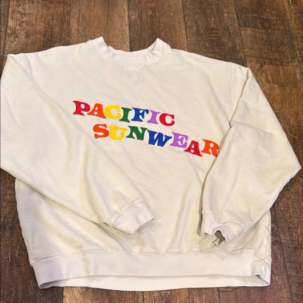 PacSun sweatshirt in size Lg with tons of life left!